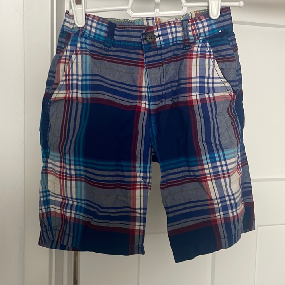 Youth golf shorts. Like new